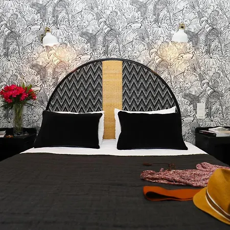 Etche Ona Отель 3*