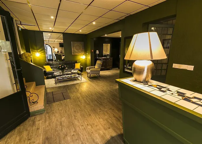 Отель Etche Ona 3*