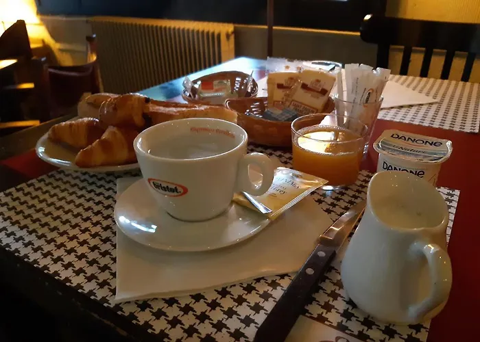 Etche Ona فندق 3*